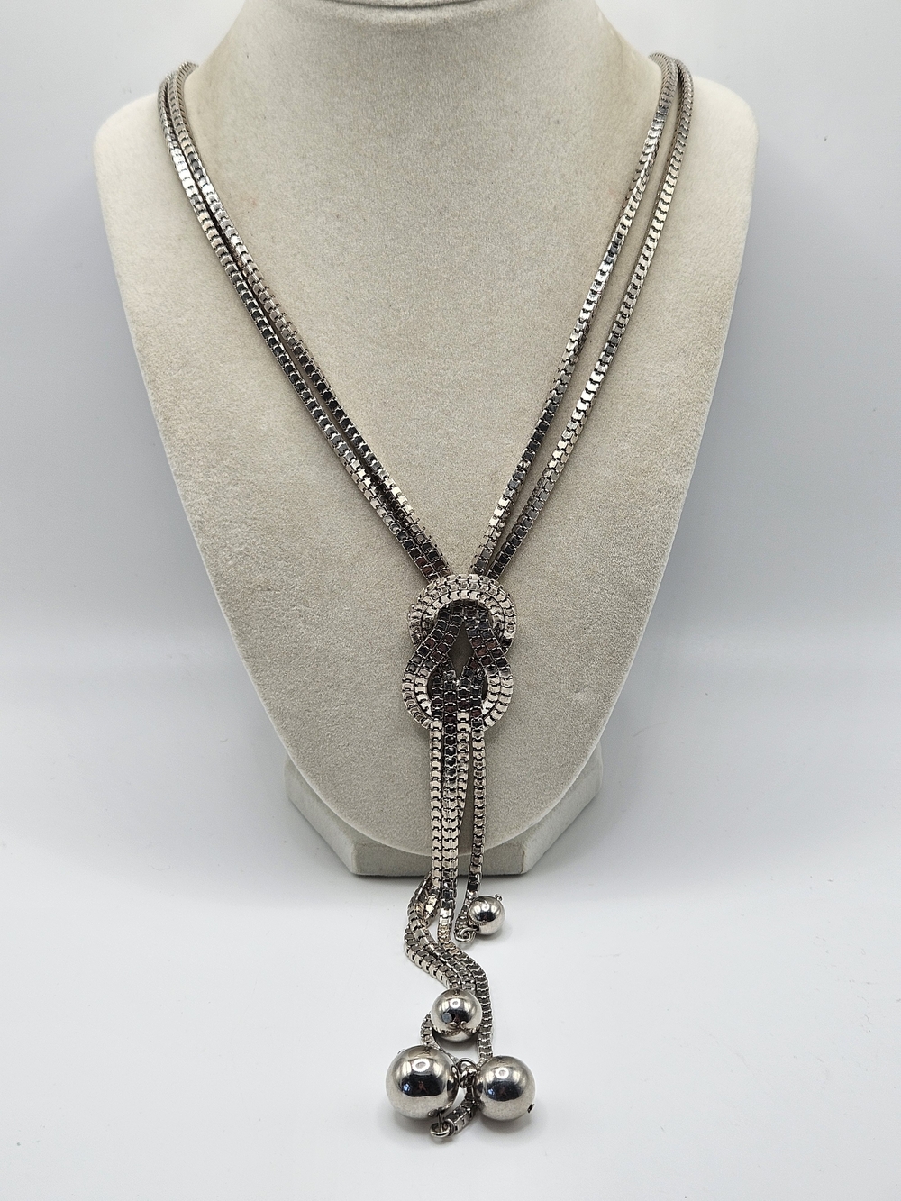 VINTAGE Silver Tone Love Knot Long Tassel Lariat Y-Drop Necklace